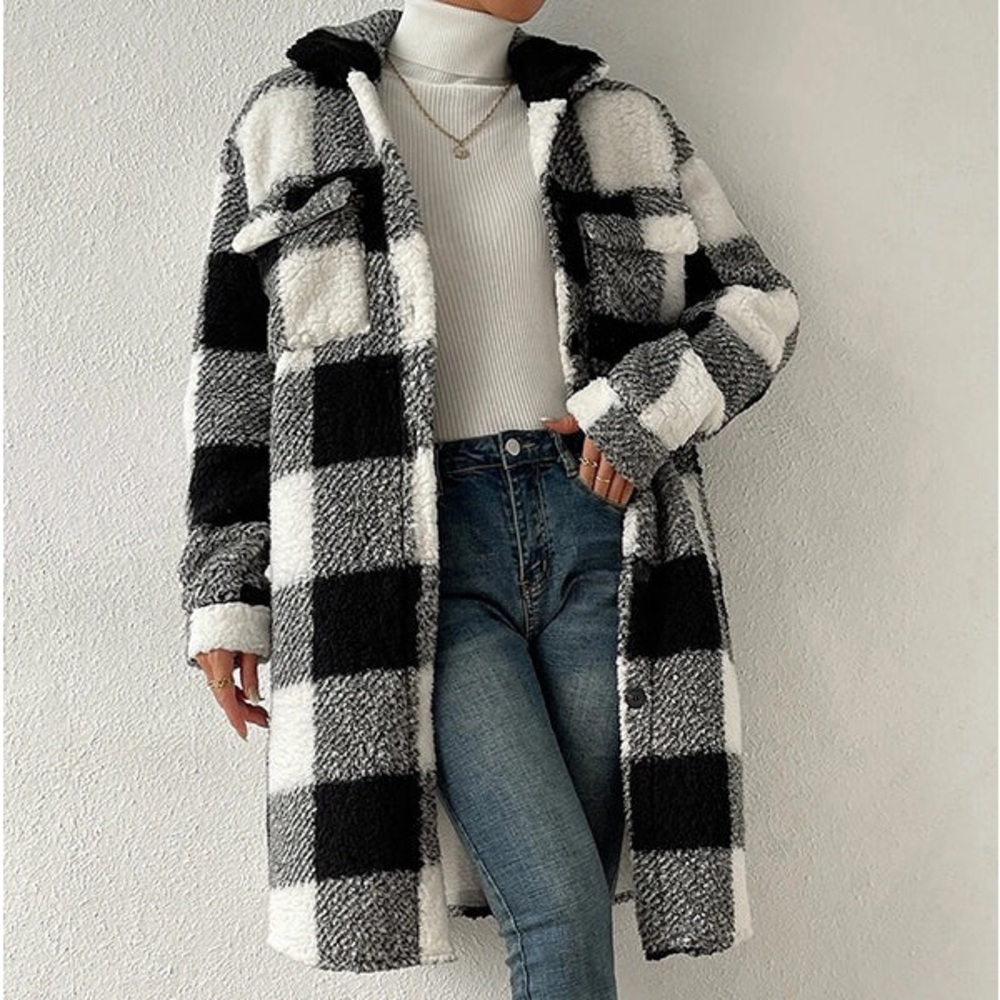 Women's Fleece Plaid Jacket Coats  Lapel Sherpa Shacket Outwear with Pockets ove